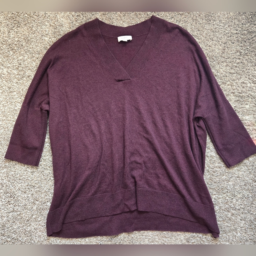 LOFT Outlet Burgundy V-Neck Tunic Length Sweater Size Large